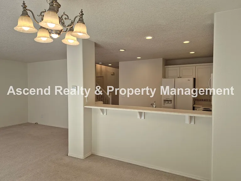 6443 NW Krislynn Ter — Photo 8