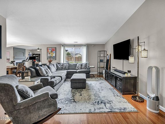 5th image of 522 Sugarloaf Dr