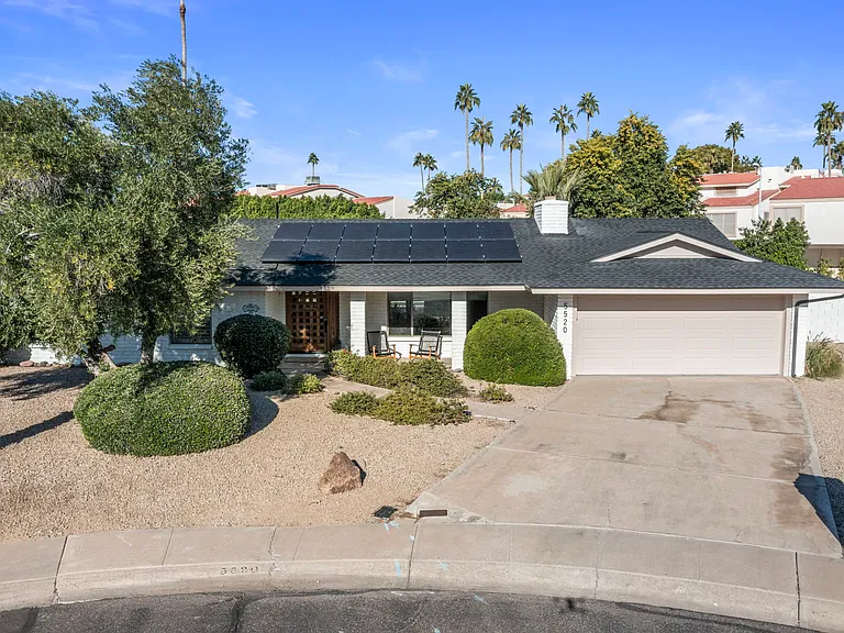5520 N 79th Way — Photo 30