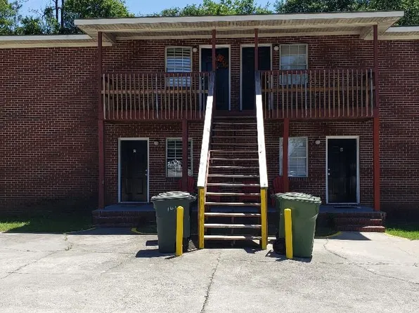 14 University Pl APT D, Statesboro, GA 30458