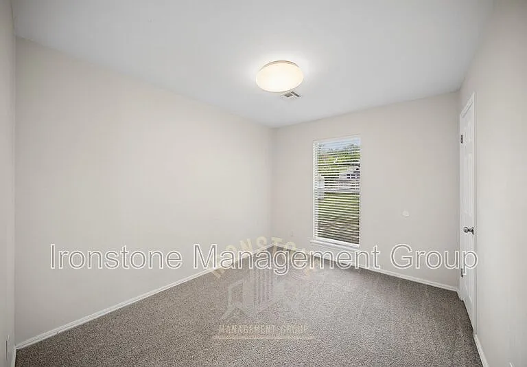 908 W El Paso Pl — Photo 8