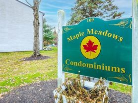 109 Maple St, Attleboro, MA