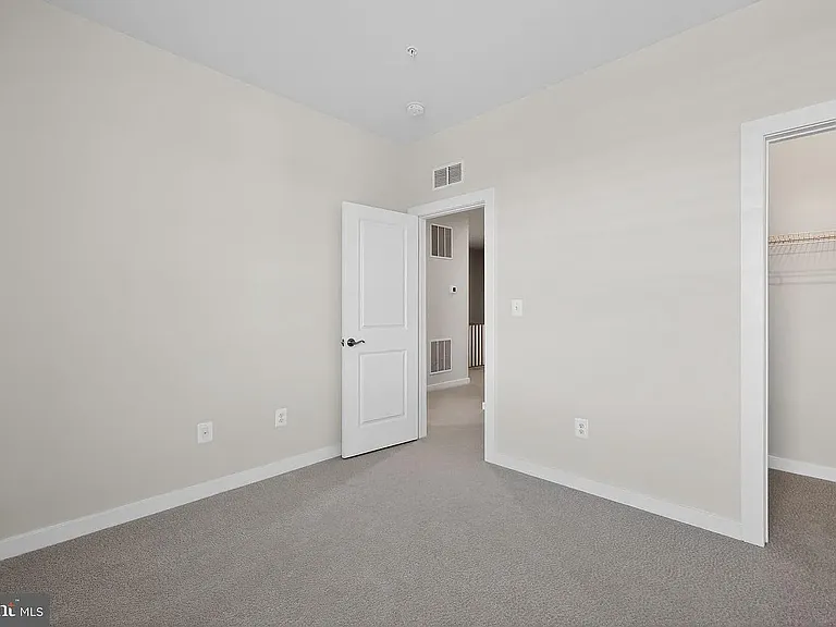16116 Connors Way — Photo 6