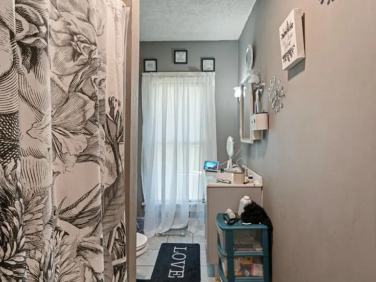 303 S Rowland St #2 — Photo 7