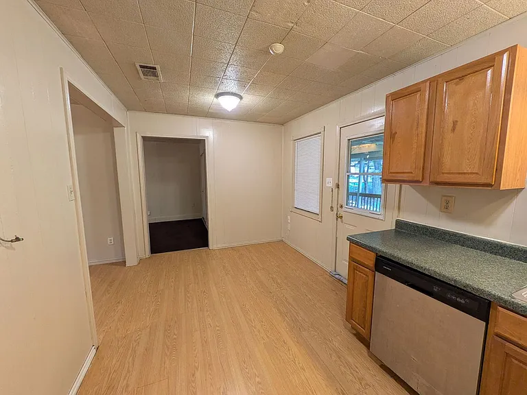 5030 Stardust Dr — Photo 8