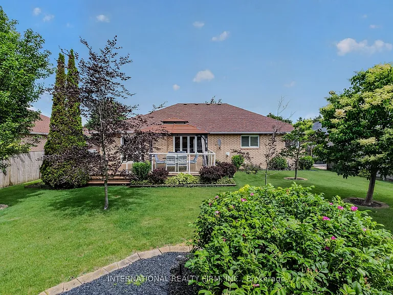 18 Sea Breeze Dr — Photo 48
