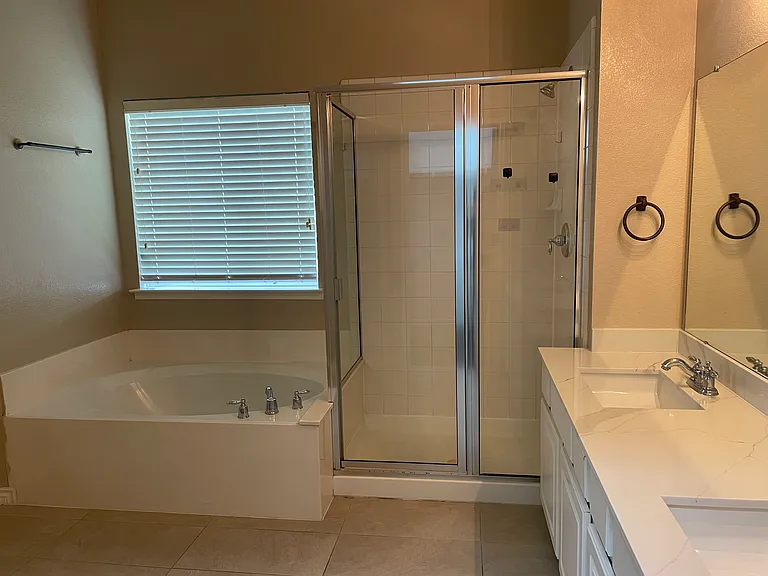 1208 Lazy Ln — Photo 29