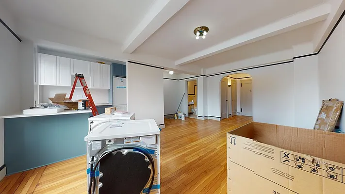 Rented by Bond New York | media 22