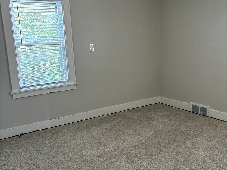 15 Hamilton Dr #2 — Photo 14