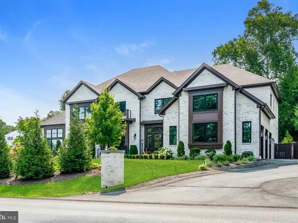 1339 Beulah Rd, Vienna, VA 22182