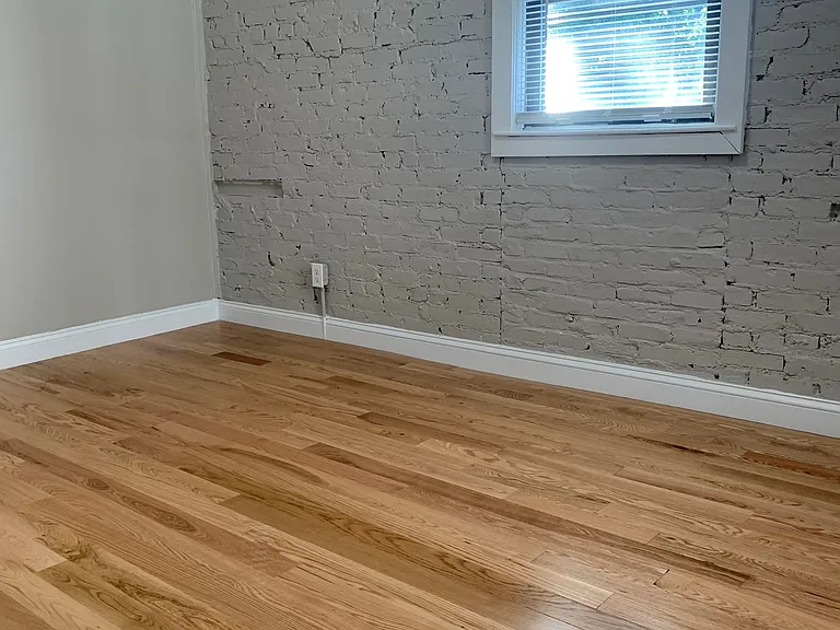50 Park Vale Ave — Photo 67