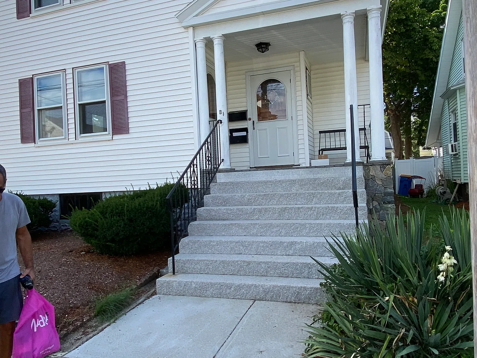 3 bed, 1400 sqft, $2,700 — Photo 4
