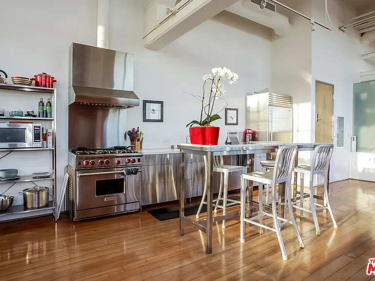 1850 Industrial St #Penthouse 9 — Photo 17