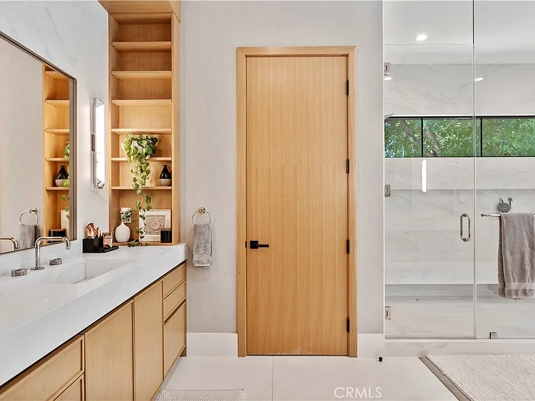 5050 Arundel Dr — Photo 57