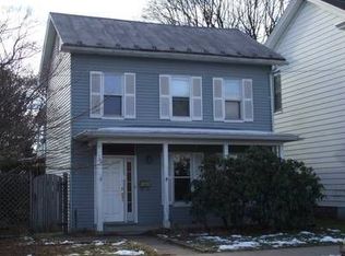 32 Locust St, Milton, PA 17847