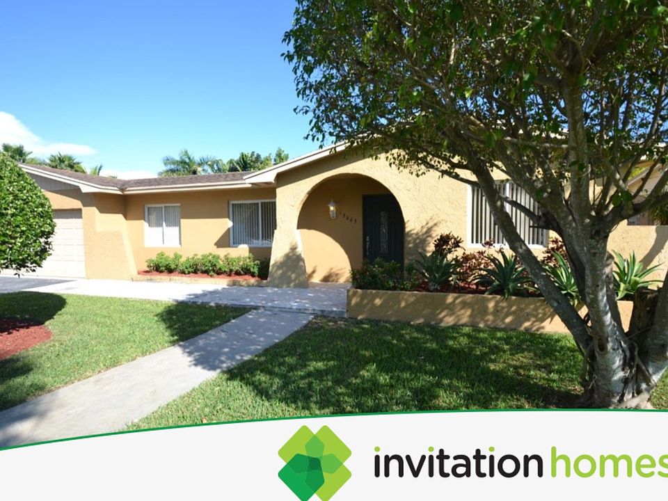 1st image of 4211 Hollow Hill Dr