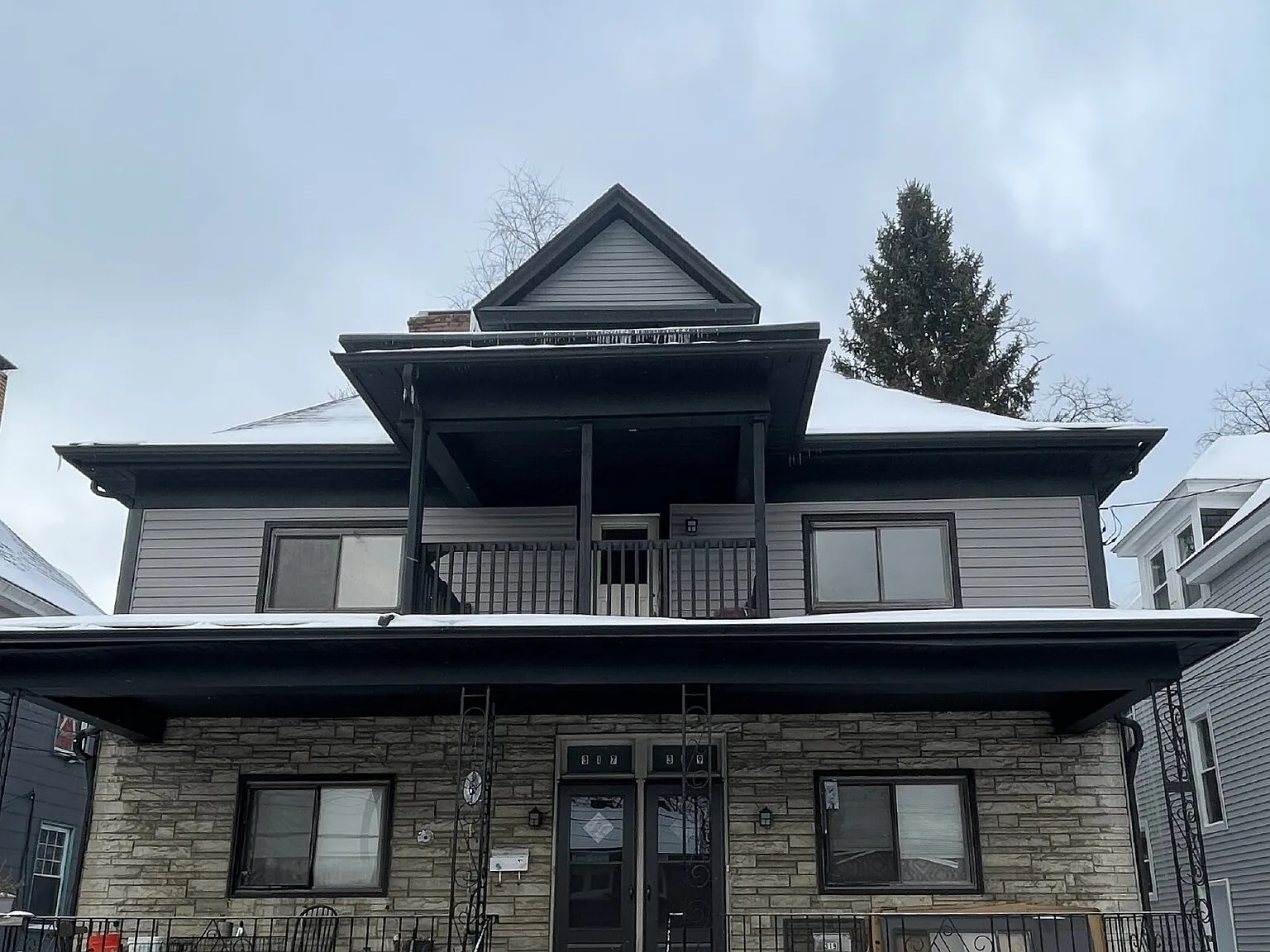 319 N Balph Ave — Photo 3