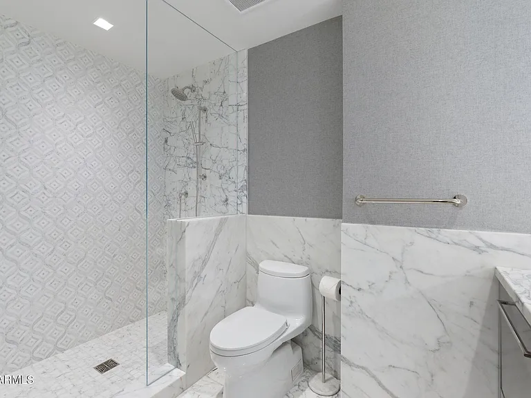 6587 N Palmeraie Blvd #2015 — Photo 126