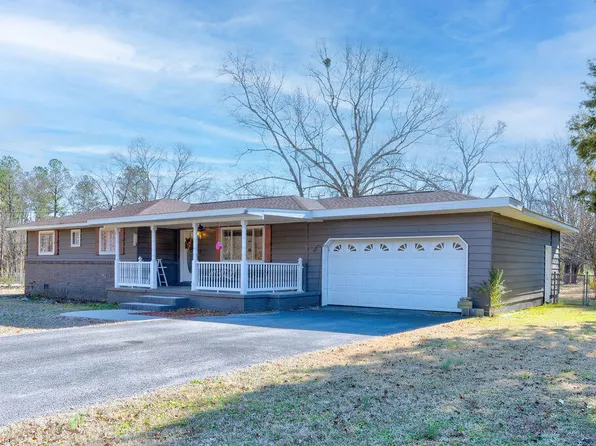128 Mary Ln, Rossville, GA 30741