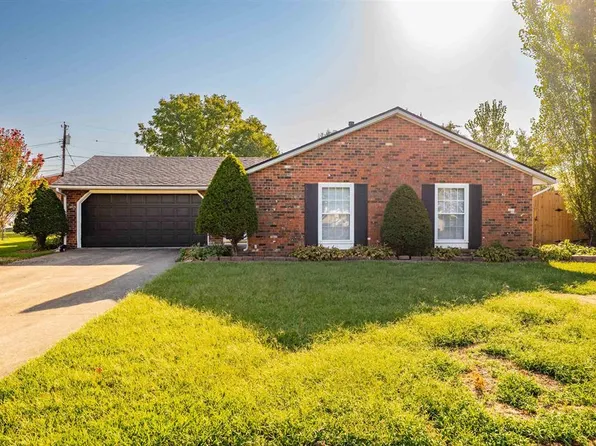 8515 Baylor Pl, Owensboro, KY 42301