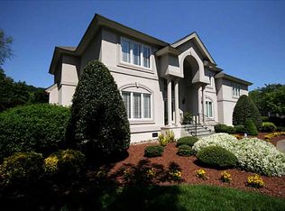 1289 Harris Rd, Virginia Beach, VA 23452