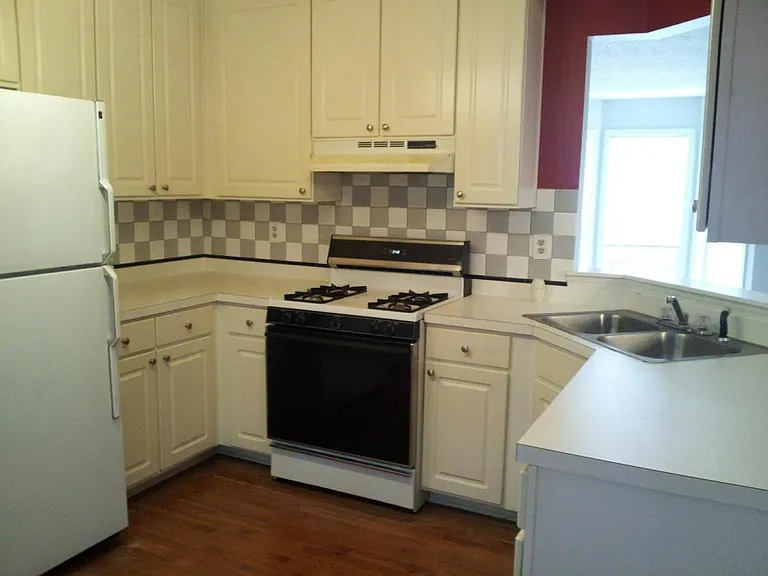 2598 Windage Dr SW — Photo 9
