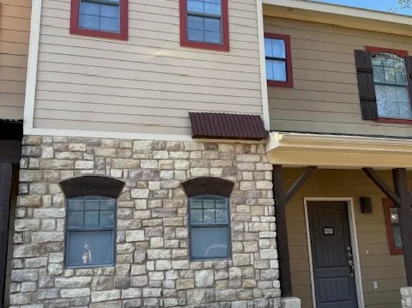 2410 S 2nd St APT 1058, Waco, TX 76706