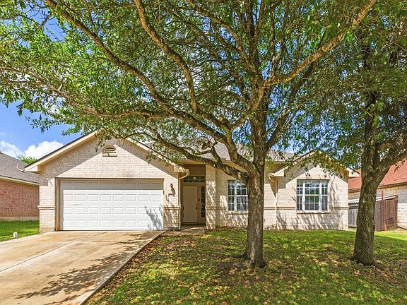 2nd image of 1514 Spring Peony Ct