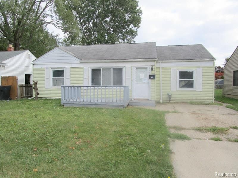 1st image of 26140 Nagel St