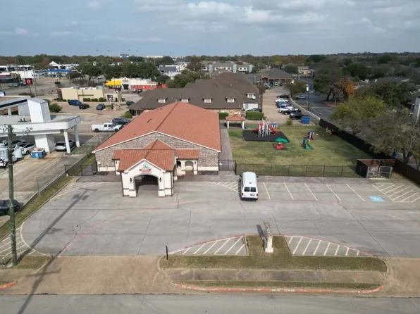 700 Center Ridge Dr, Duncanville, TX 75116