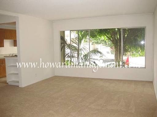 2nd image of 505 S Barrington Ave APT 2