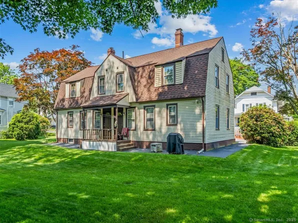 16 Kinney Avenue, Norwich, CT 06360