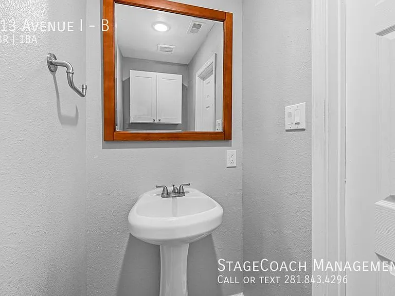 513 Avenue I #B — Photo 6