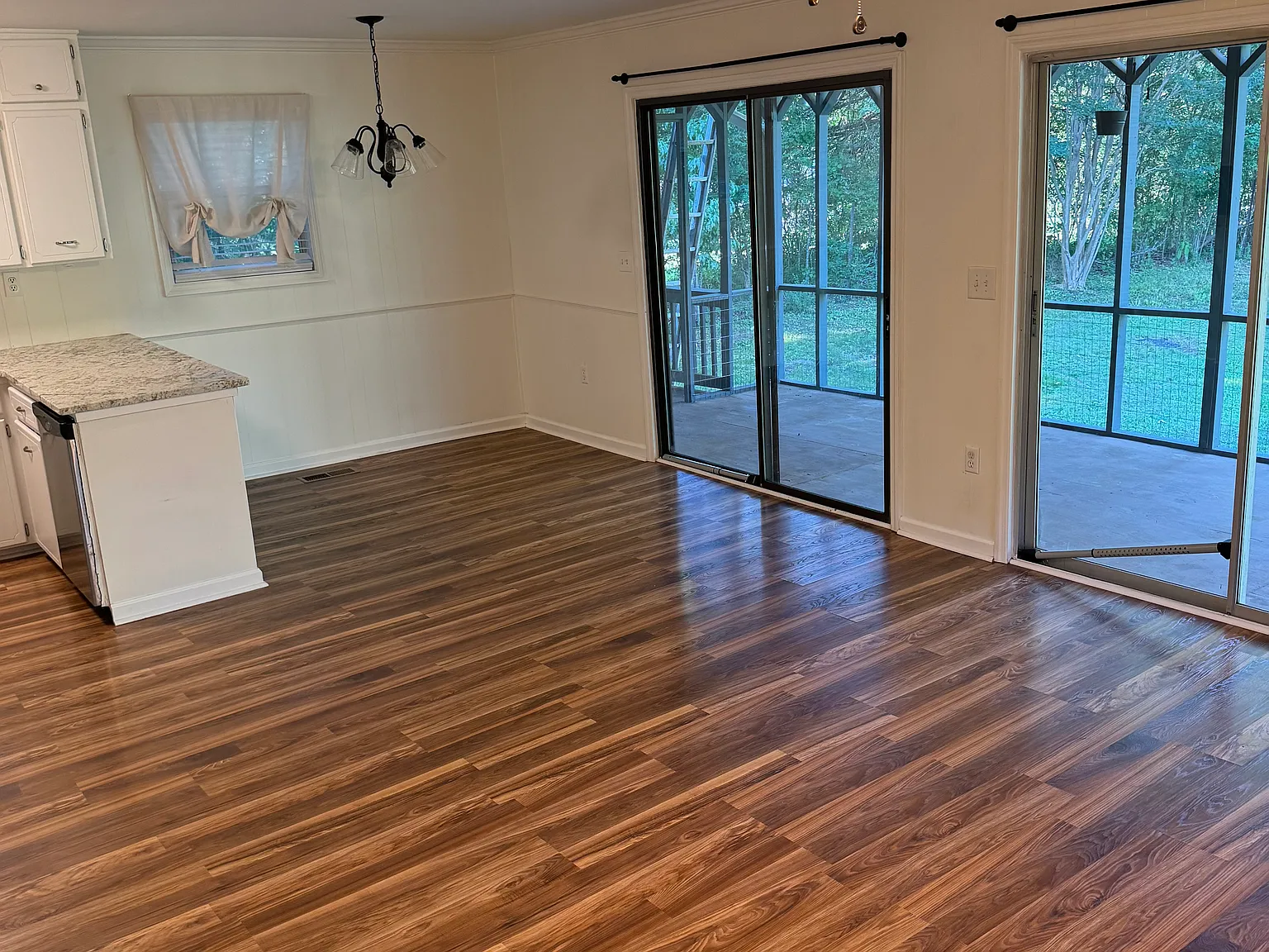 75 Cross Way — Photo 4