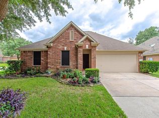 19111 Milloak Dr, Humble, TX 77346