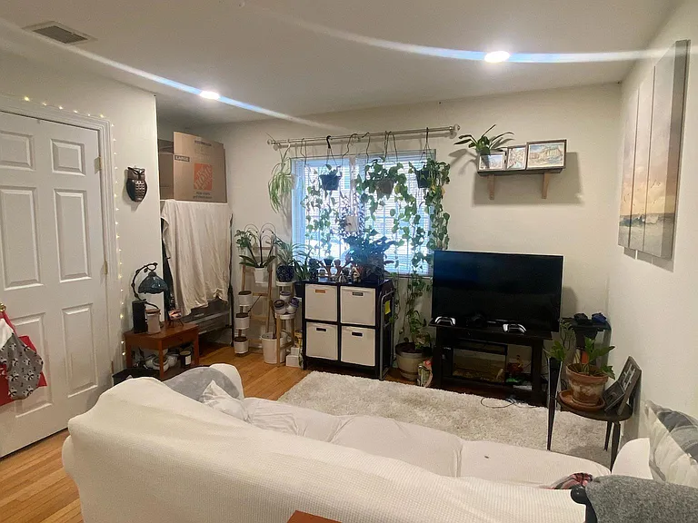 320 N 40th St #1 — Photo 3
