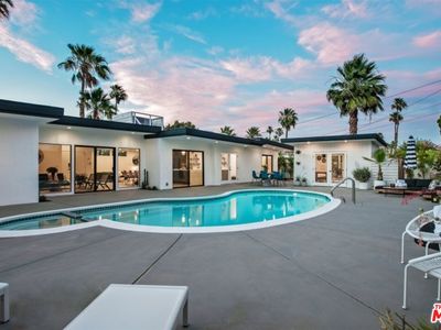 2265 E Amado Rd, Palm Springs, CA, 92262