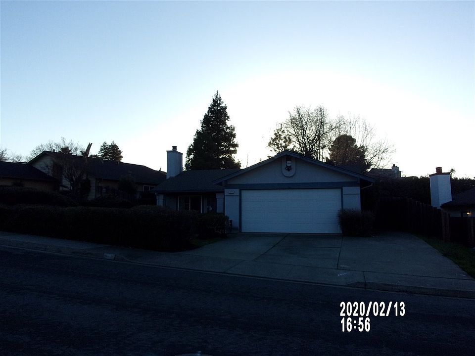 1st image of 4030 S Royal Links Cir