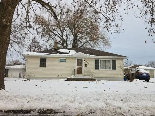 3527 41st St, Highland, IN 46322