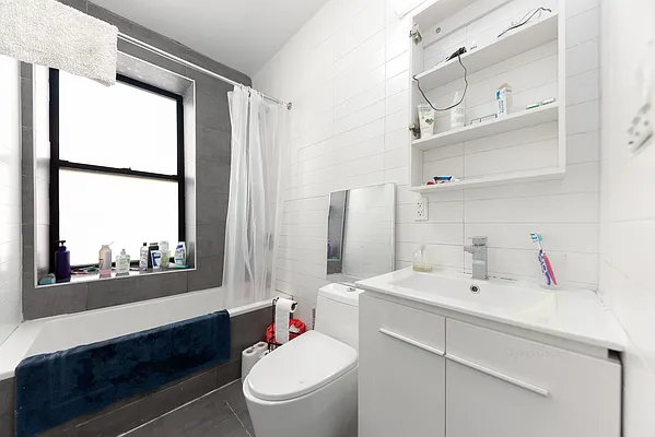 Rented by The Syper Group | media 13