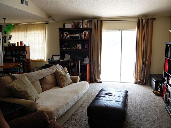 3rd image of 303 Bayside Ave