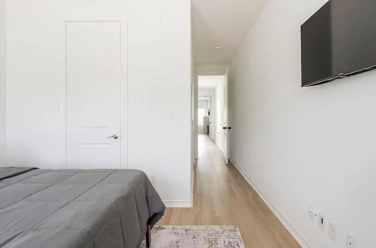 3231 Real St #B — Photo 15