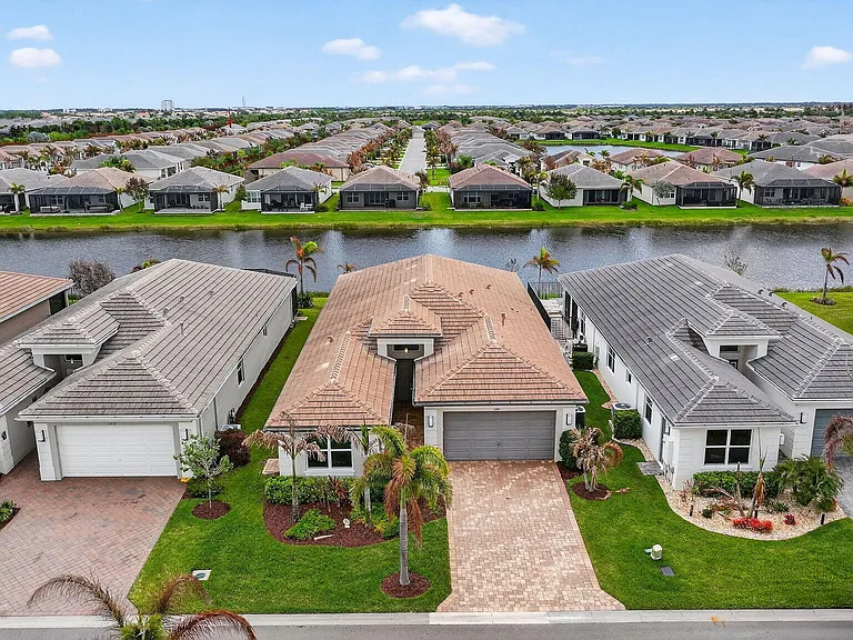 11765 SW Poseidon Way — Photo 51