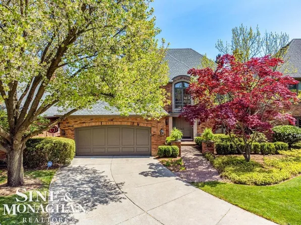 26 Windemere Pl, Grosse Pointe, MI 48236