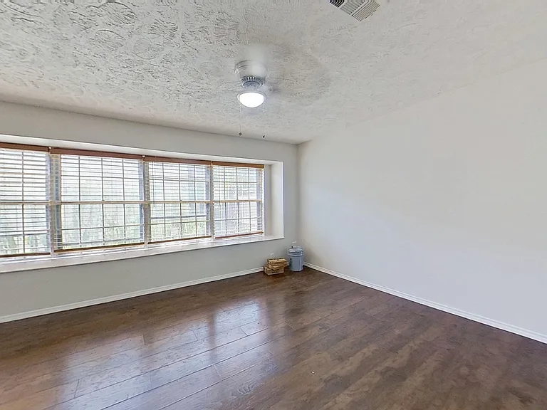57 W Townhouse Ln — Photo 4