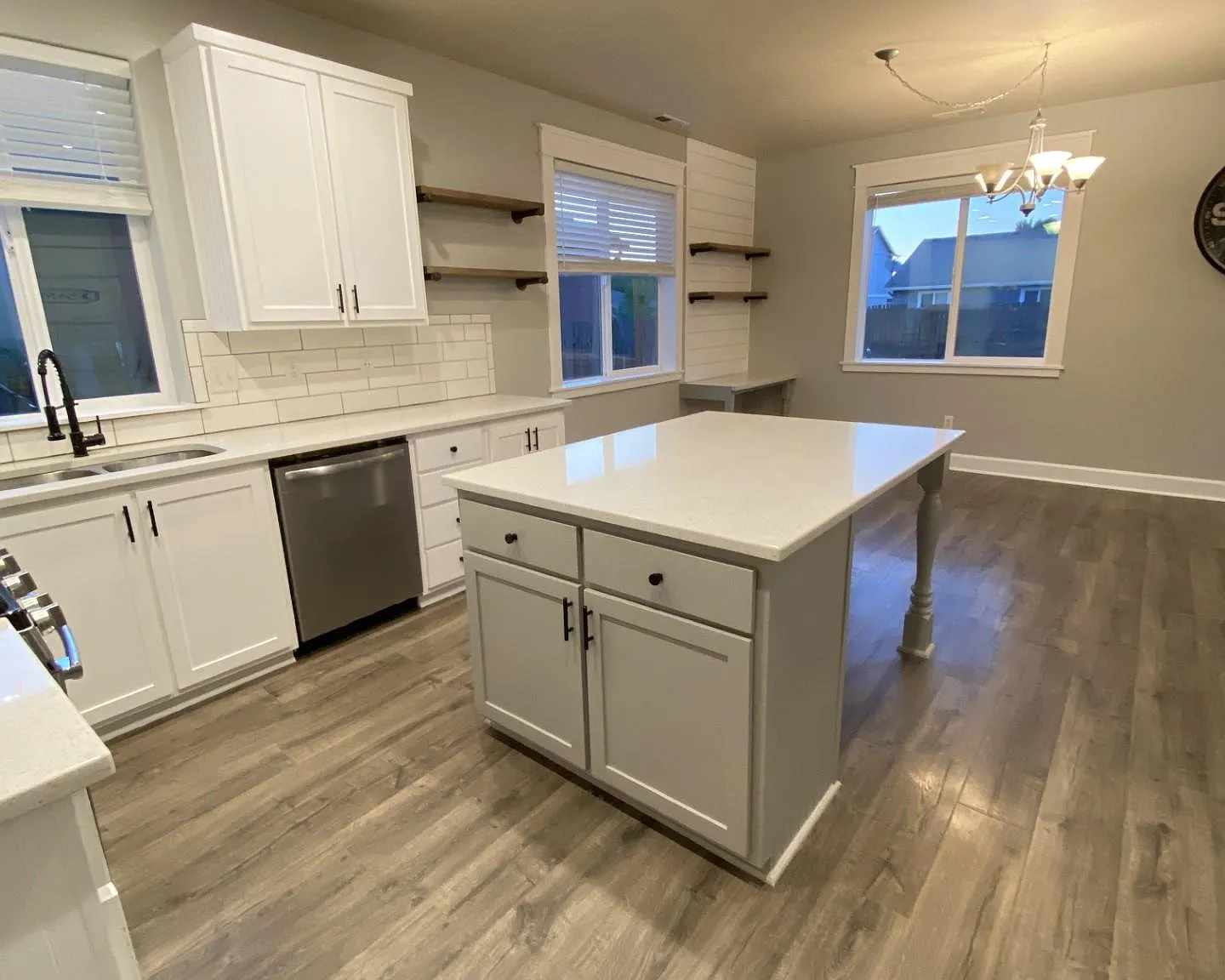 4 bed, 2188 sqft, $2,700 — Photo 3