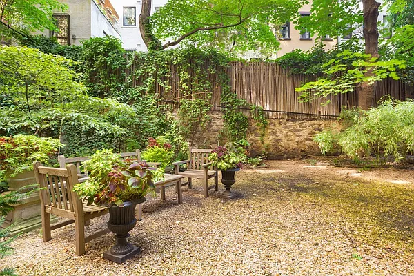 Sold by Berkshire Hathaway HomeServices New York Properties | media 15