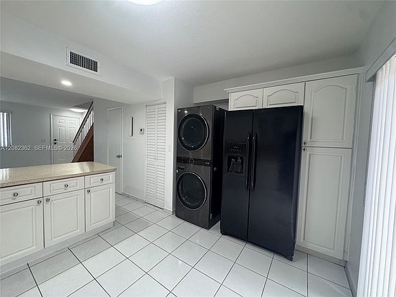 3rd image of 1907 SW 107th Ave APT 807