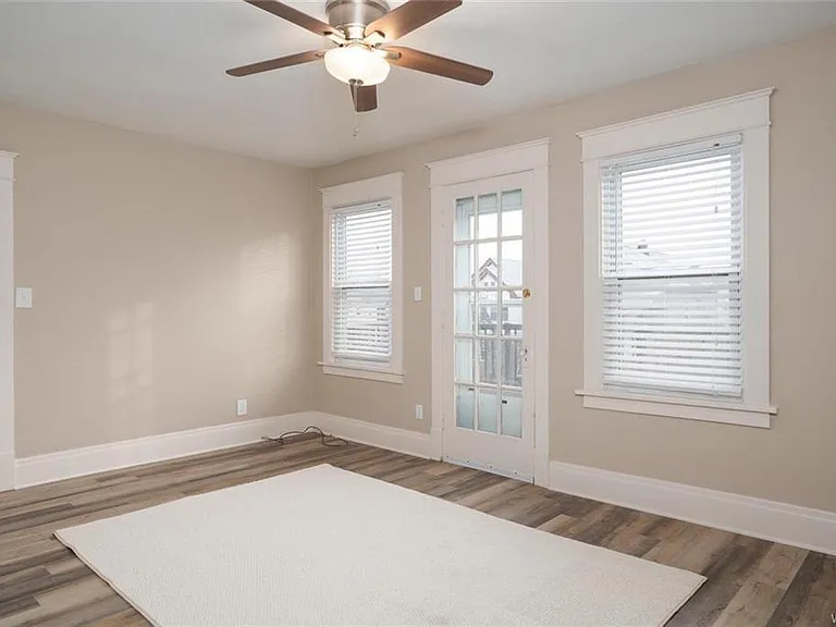 332 Commonwealth Ave — Photo 4