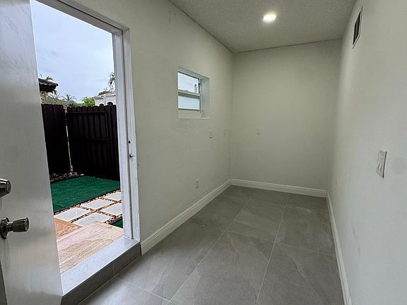 5th image of 15468 SW 151st Ter